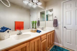 Single Family Residence,  Cottage court, Cloverdale, CA 95425 - 34