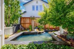 Single Family Residence,  Cottage court, Cloverdale, CA 95425 - 4