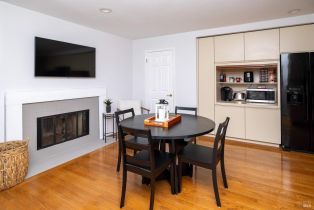 Single Family Residence,  Lakewood drive, Windsor, CA 95492 - 25