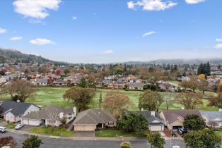 Single Family Residence,  Singing Brook circle, Santa Rosa, CA 95409 - 33