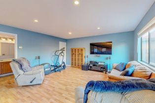 Single Family Residence, Bond place, Windsor, CA 95492 - 9