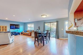 Single Family Residence, Bond place, Windsor, CA 95492 - 12