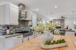 Single Family Residence,  Lexington court, Napa, CA 94559 - 18