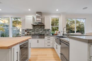 Single Family Residence,  Lexington court, Napa, CA 94559 - 16