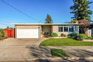 Single Family Residence, 702 Greenbach St, Napa, CA  Napa, CA 94559