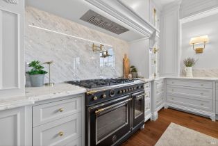 Single Family Residence,  Lakebriar place, Santa Rosa, CA 95403 - 9