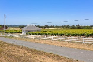 Agriculture,  Bravo Toro lane, Santa Rosa, CA 95401 - 3