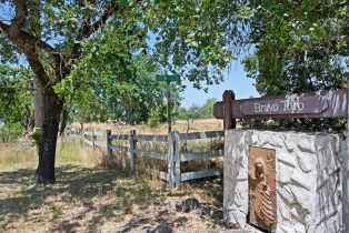Agriculture,  Bravo Toro lane, Santa Rosa, CA 95401 - 24
