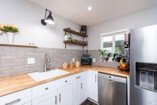 Single Family Residence,  Verna drive, Napa, CA 94558 - 9