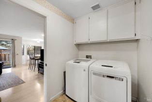 Single Family Residence,  Jenifer court, Santa Rosa, CA 95404 - 31