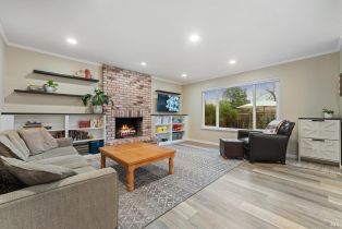 Single Family Residence, Riverside drive, Sonoma, CA 95476 - 4