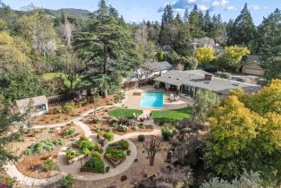 Single Family Residence,  Apple Tree court, Sonoma, CA 95476 - 4