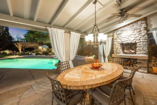 Single Family Residence,  Apple Tree court, Sonoma, CA 95476 - 2