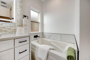 Single Family Residence,  Viewpointe circle, Santa Rosa, CA 95403 - 28