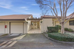 Townhouse, Fountain Grove circle, Napa, CA 94558 - 2