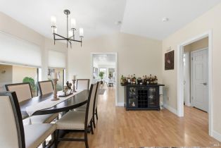 Townhouse, Fountain Grove circle, Napa, CA 94558 - 13