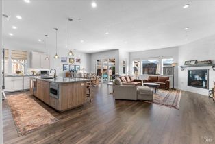 Single Family Residence,  Misty court, Santa Rosa, CA 95403 - 4