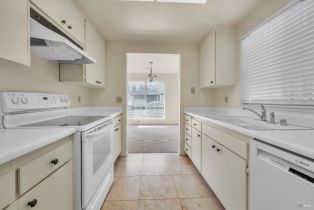 Condominium,  Pythian road, Santa Rosa, CA 95409 - 7