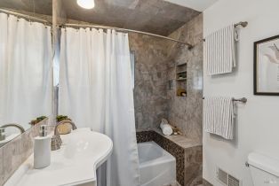 Single Family Residence,  Florence lane, Healdsburg, CA 95448 - 21