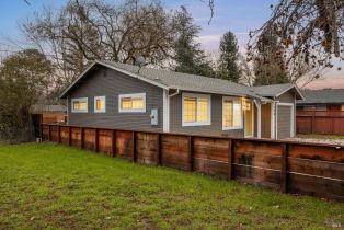 Single Family Residence, Maple avenue, Kenwood, CA 95452 - 2
