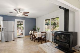 Single Family Residence,  Grace court, Cloverdale, CA 95425 - 5