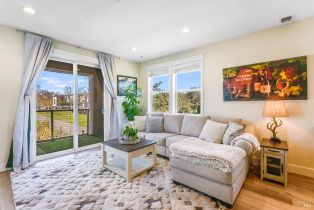 Condominium,  Franz Kafka avenue, Santa Rosa, CA 95404 - 9