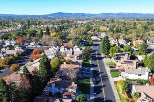 Single Family Residence,  Leafhaven lane, Windsor, CA 95492 - 49