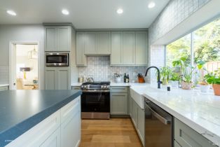 Single Family Residence,  Leafhaven lane, Windsor, CA 95492 - 17