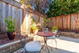 Single Family Residence,  Leafhaven lane, Windsor, CA 95492 - 47