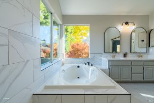 Single Family Residence,  Leafhaven lane, Windsor, CA 95492 - 30