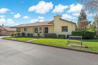 Condominium,  Fountain Grove circle, Napa, CA 94558 - 3