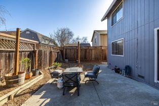 Single Family Residence,  Othello court, Windsor, CA 95492 - 34