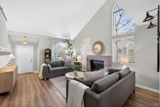 Single Family Residence,  Othello court, Windsor, CA 95492 - 9