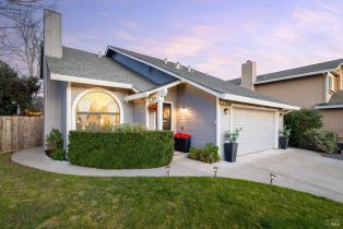Single Family Residence,  Othello court, Windsor, CA 95492 - 3