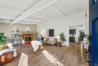 Single Family Residence, Deer lane, Sebastopol, CA 95472 - 4