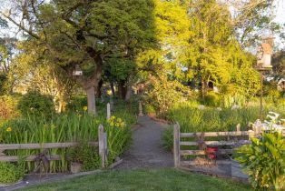 Single Family Residence,  Woolsey road, Windsor, CA 95492 - 39