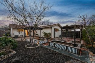 Single Family Residence, 18023 Mulberry Ave, Sonoma, CA  Sonoma, CA 95476