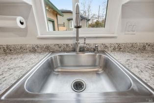 Single Family Residence,  Cockrobin avenue, Windsor, CA 95492 - 14