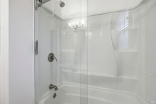 Single Family Residence,  Cockrobin avenue, Windsor, CA 95492 - 34