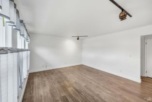 Single Family Residence,  Cockrobin avenue, Windsor, CA 95492 - 7