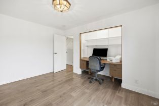 Single Family Residence,  Cockrobin avenue, Windsor, CA 95492 - 16