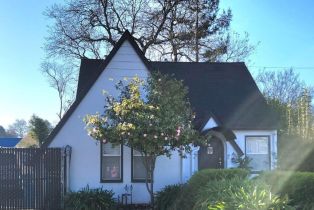Single Family Residence,  Ridgway avenue, Santa Rosa, CA 95401 - 3