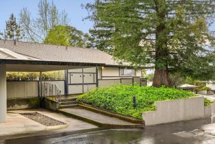 Townhouse,  East avenue, Napa, CA 94559 - 4