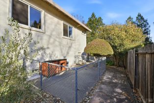 Single Family Residence,  Owl Hill avenue, Santa Rosa, CA 95409 - 39