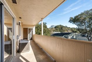 Condominium,  Townview avenue, Santa Rosa, CA 95405 - 10