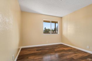 Condominium,  Townview avenue, Santa Rosa, CA 95405 - 7