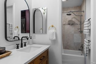 Condominium,  Rain Tree court, Petaluma, CA 94952 - 35