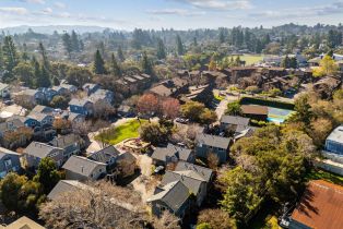 Condominium,  Rain Tree court, Petaluma, CA 94952 - 52