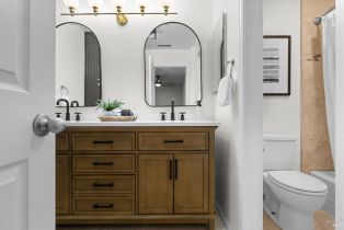 Condominium,  Rain Tree court, Petaluma, CA 94952 - 33