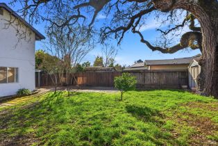 Single Family Residence,  San Pablo court, Santa Rosa, CA 95401 - 38